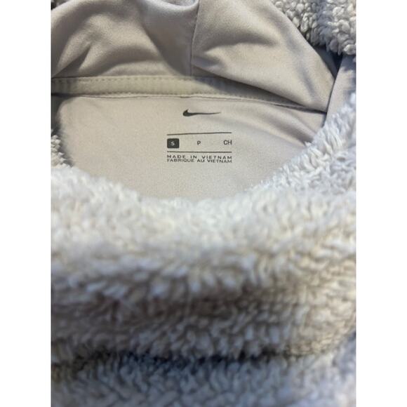 Nike Sherpa Thermal Fleece Pullover  Hoodie Cream with Pockets Size Small - Picture 3 of 6